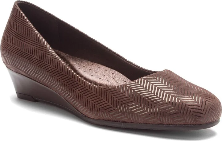 Trotters Women's Dress Wedge Ballet Flat