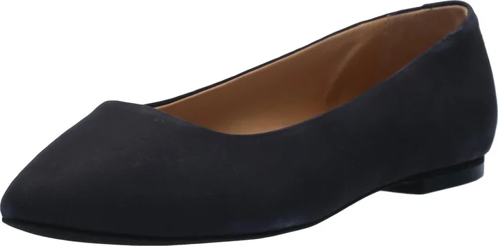 Trotters Women's Estee Ballet Flat