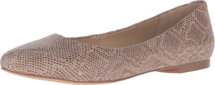 Trotters Women's Estee Ballet Flat
