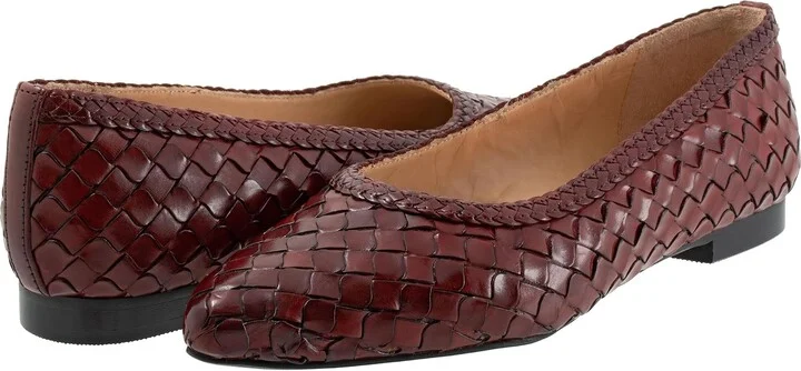 Trotters Women's Flat Loafer