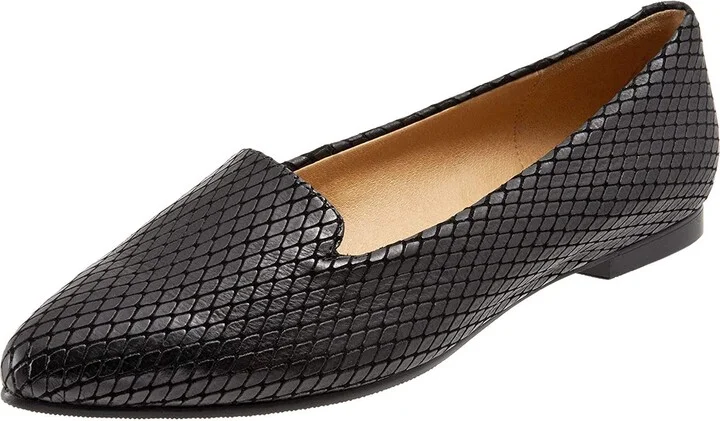 Trotters Women's Harlowe Loafer Flat
