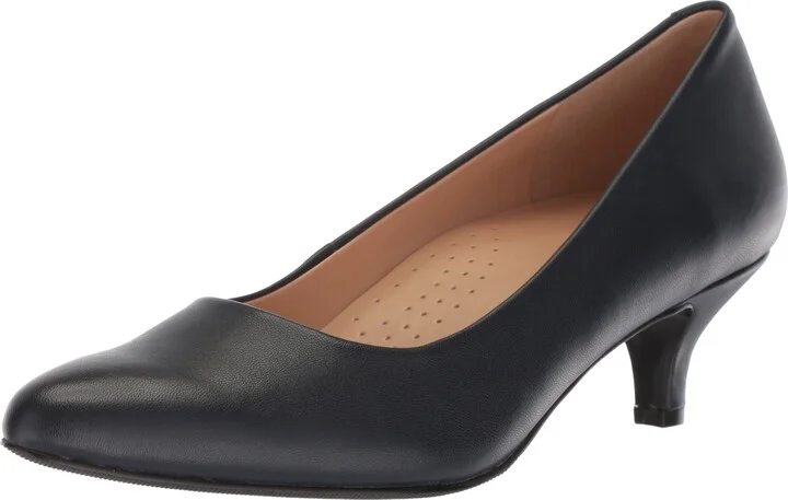 Trotters Women's Kiera Pump