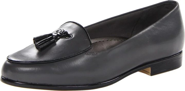 Trotters Women's Leana Loafer