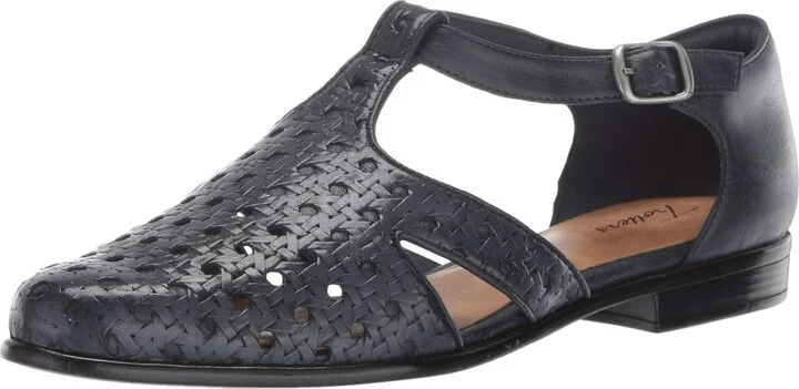 Trotters Women's Leatha Open Weave Sandal