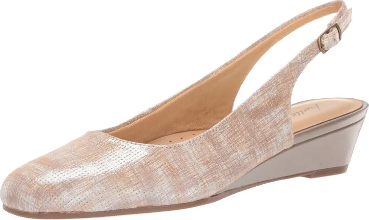Trotters Women's Lenore Pump