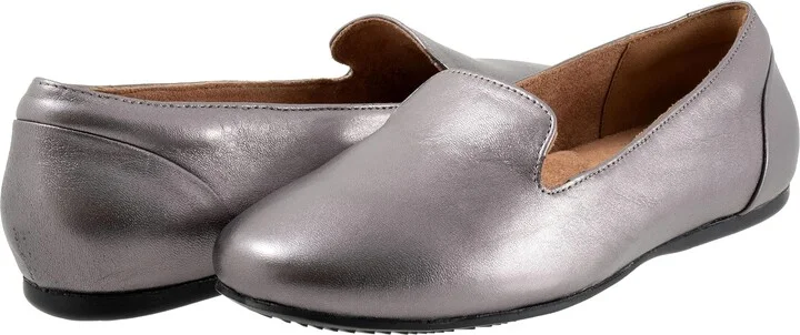 Trotters Women's Loafer