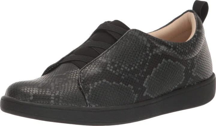 Trotters Women's Loafer/Slipon
