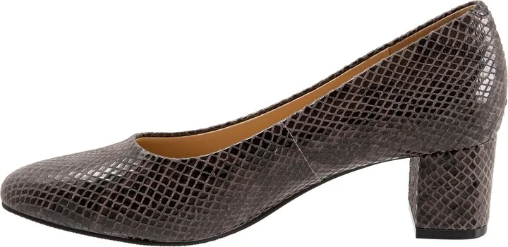 Trotters Women's Loafer/Slipon Pump