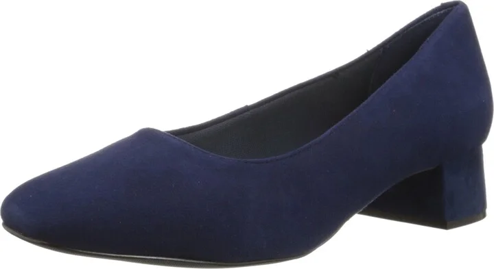 Trotters Women's LOLA Pump