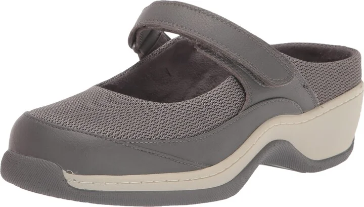 Trotters Women's Mary Jane Sneaker Mule