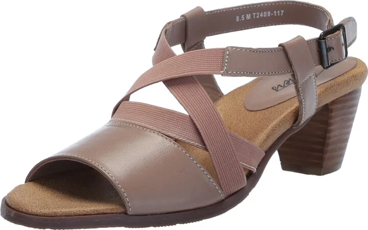 Trotters Women's Meadow Sandal