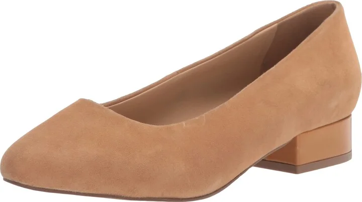 Trotters Women's Pump Ballet Flat