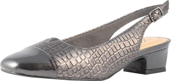 Trotters Women's Pump