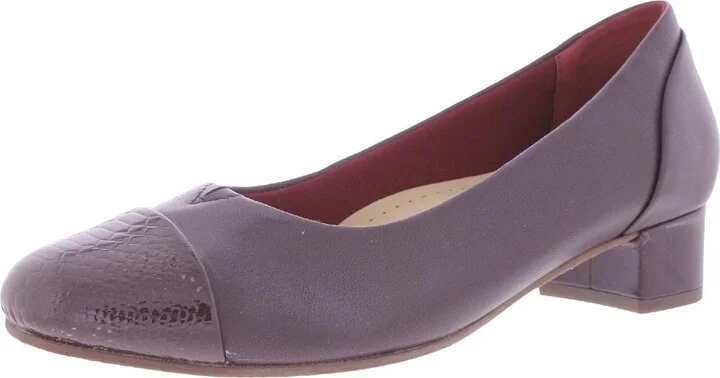 Trotters Women's Pump