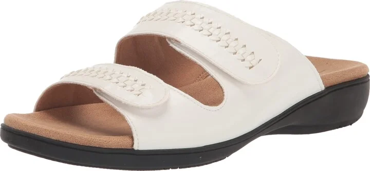 Trotters Women's Sandal Ballet Flat
