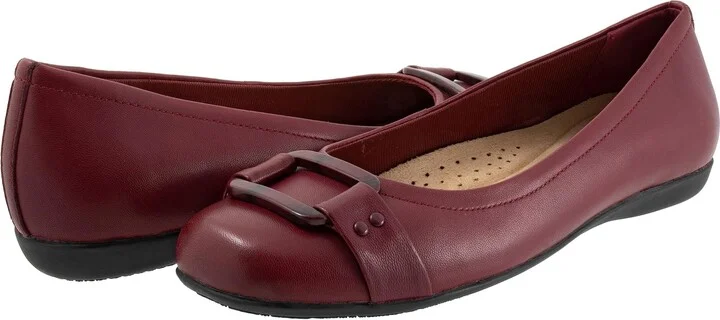 Trotters Women's Sizzle Signature Ballet Flat