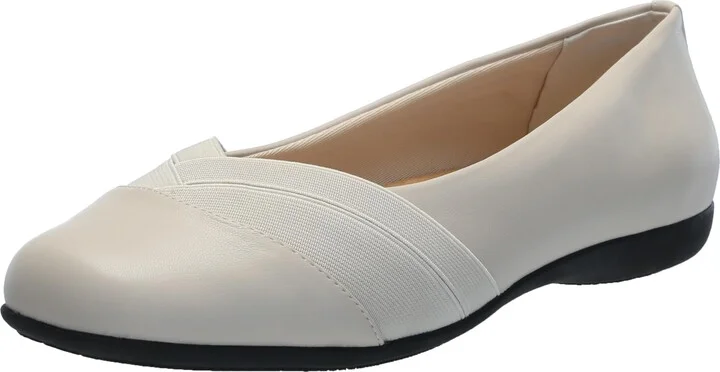 Trotters Women's Stella Ballet Flat