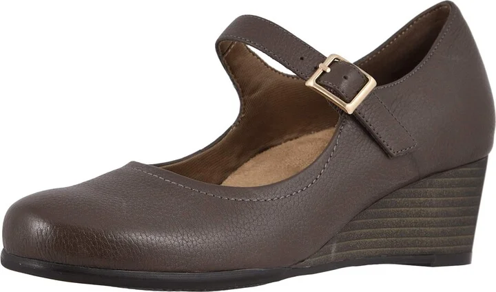 Trotters Women's Willow Pump