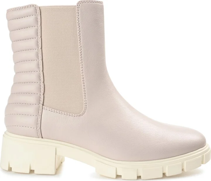 Tru Comfort Tatiana Lug Sole Chelsea Boot - Image 8