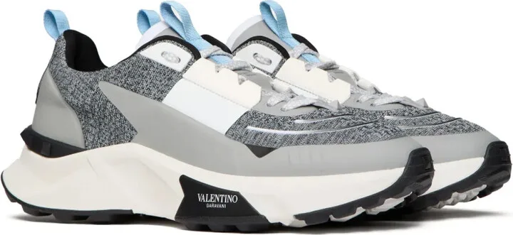 True Act sneakers - Image 2