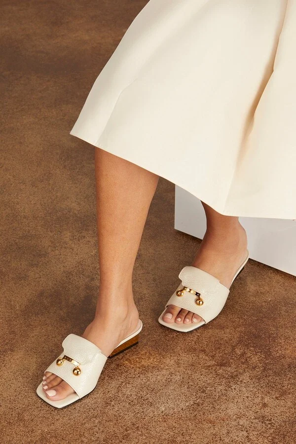 Trunkaroo Sandal in Limestone - Image 2