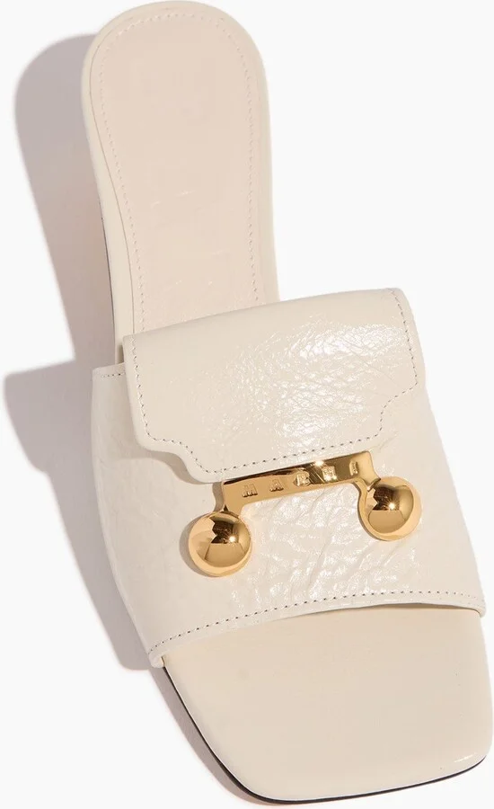Trunkaroo Sandal in Limestone - Image 4