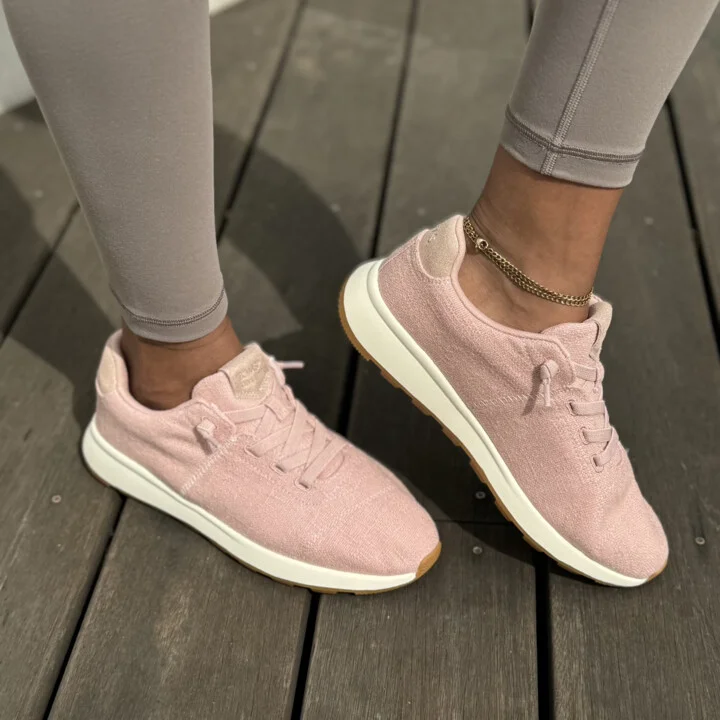 Trvl Lite Cabrillo Water Repellent Pale Rose Two Tone Slub And Metallic Suede Sneaker - Image 2