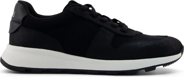 TRVL LITE Retro Runner Metallic Water Repellent Sneaker