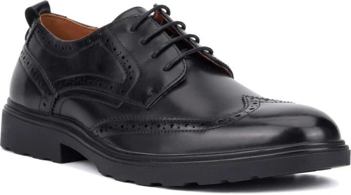 Tucker Wingtip Sneaker