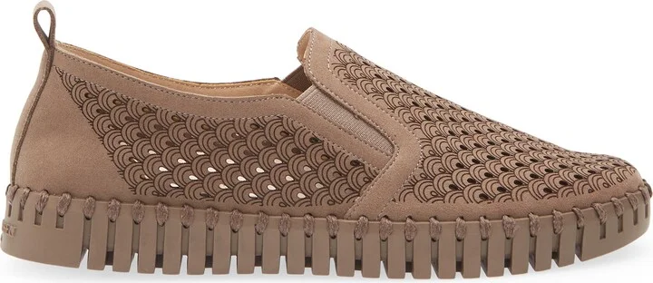 Tulip Slip-On Sneaker - Image 9