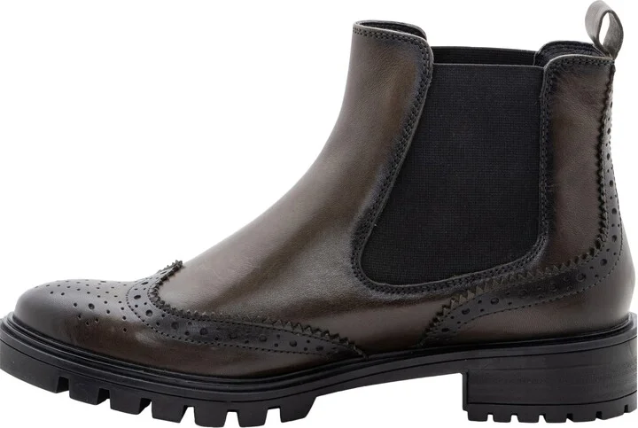Tulip Wingtip Chelsea Boot - Image 8