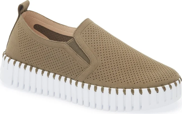 Tulipu Perforated Platform Sneaker