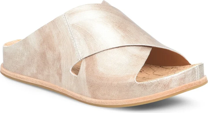 Light Gold Metallic