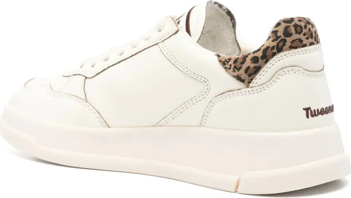 Tweener sneakers - Image 3
