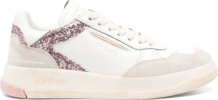 Tweener sneakers