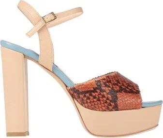 Twiggy Woman Sandals