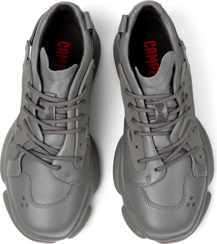 Twins Mismatched Sneakers - Image 4