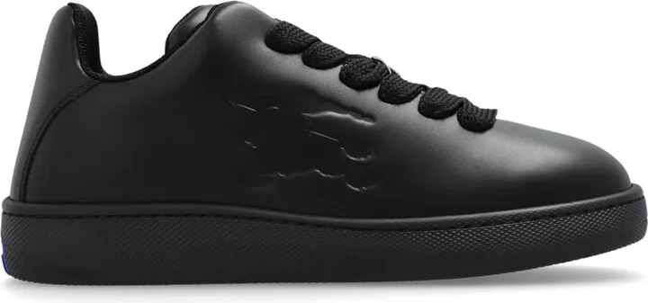 Twisted Metal Detail Leather Sneakers
