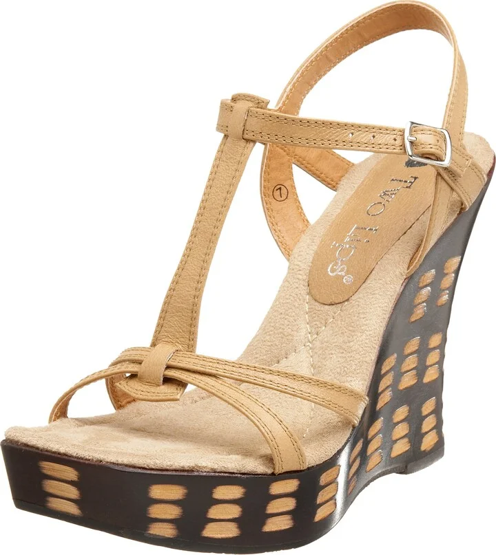 Two Lips Women's Alamo Sandal