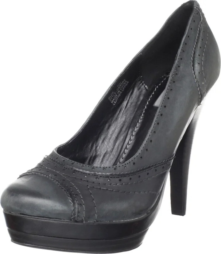 Two Lips Women's Convas