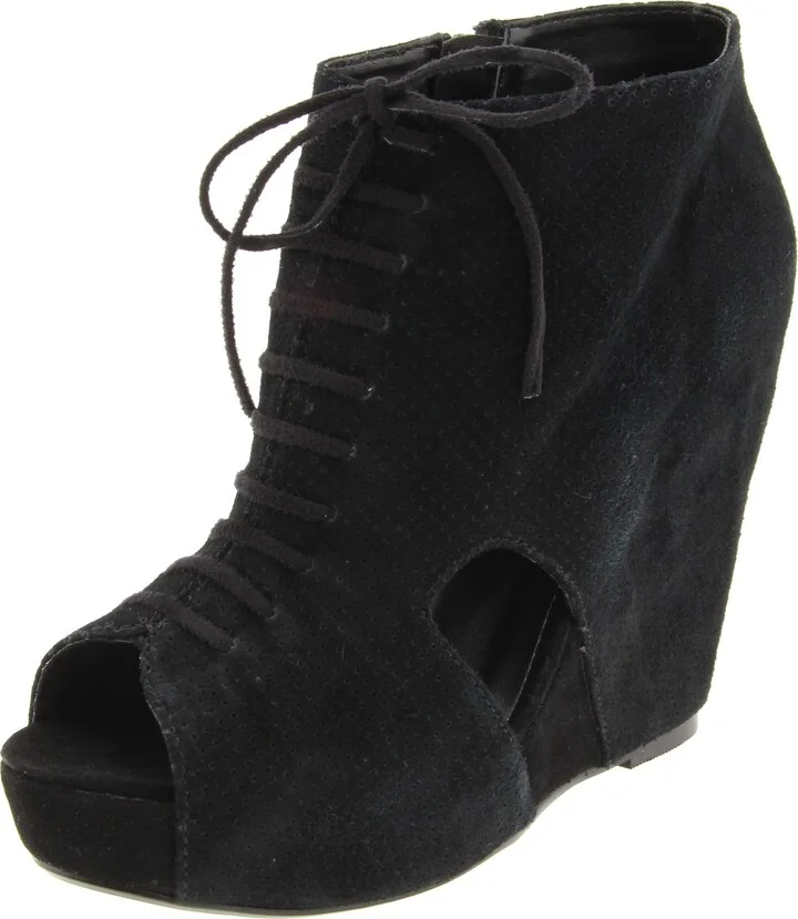 Two Lips Women's Epitome Ankle Boot