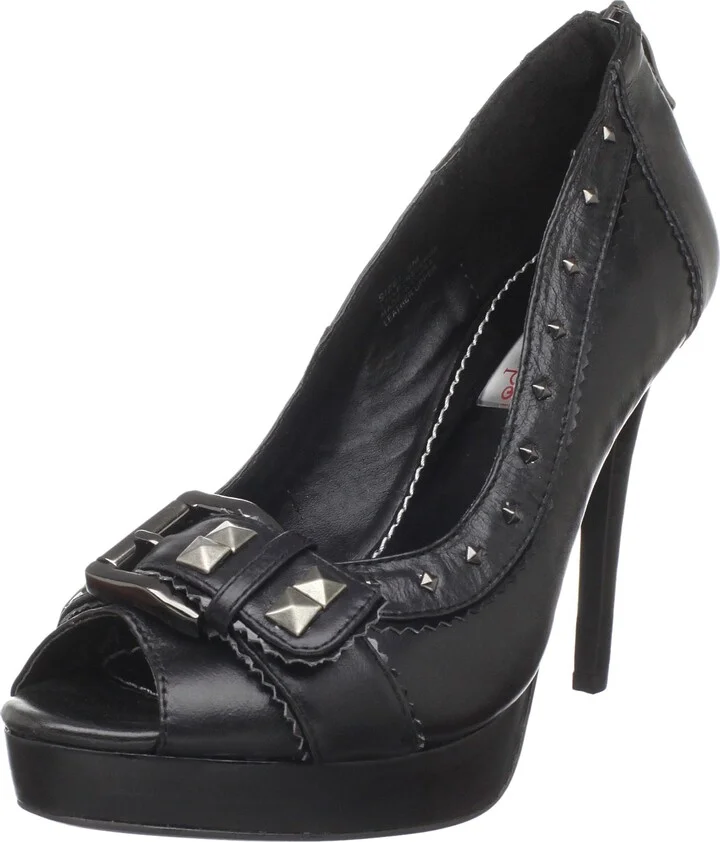 Two Lips Women's Revenge Pump
