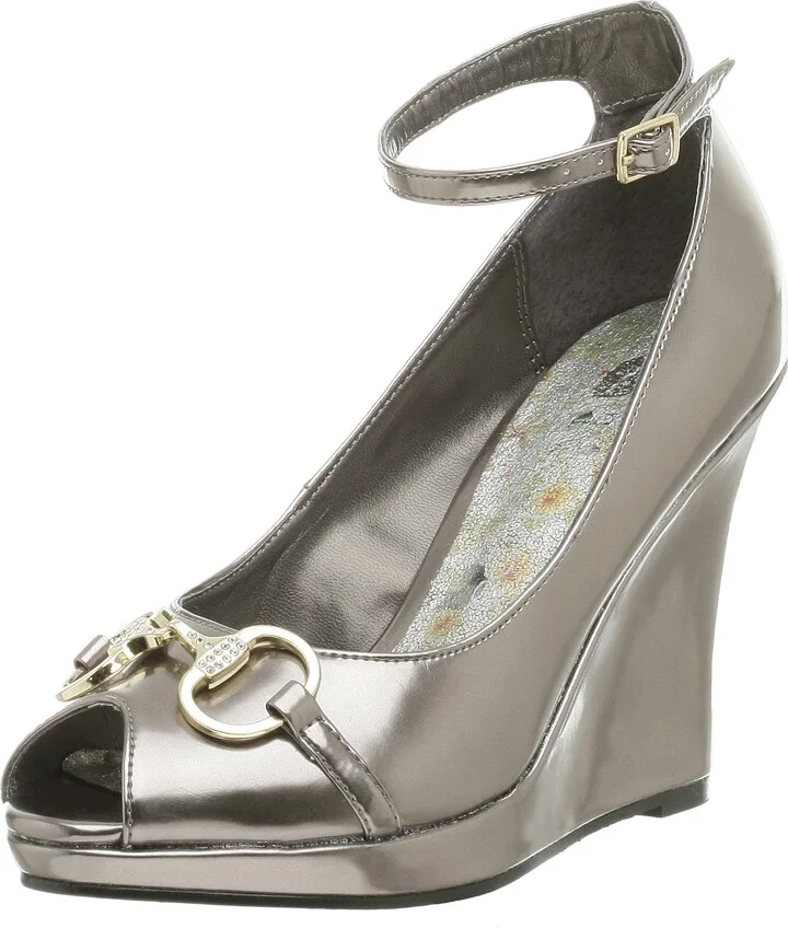 Two Lips Women's Vanity Wedge