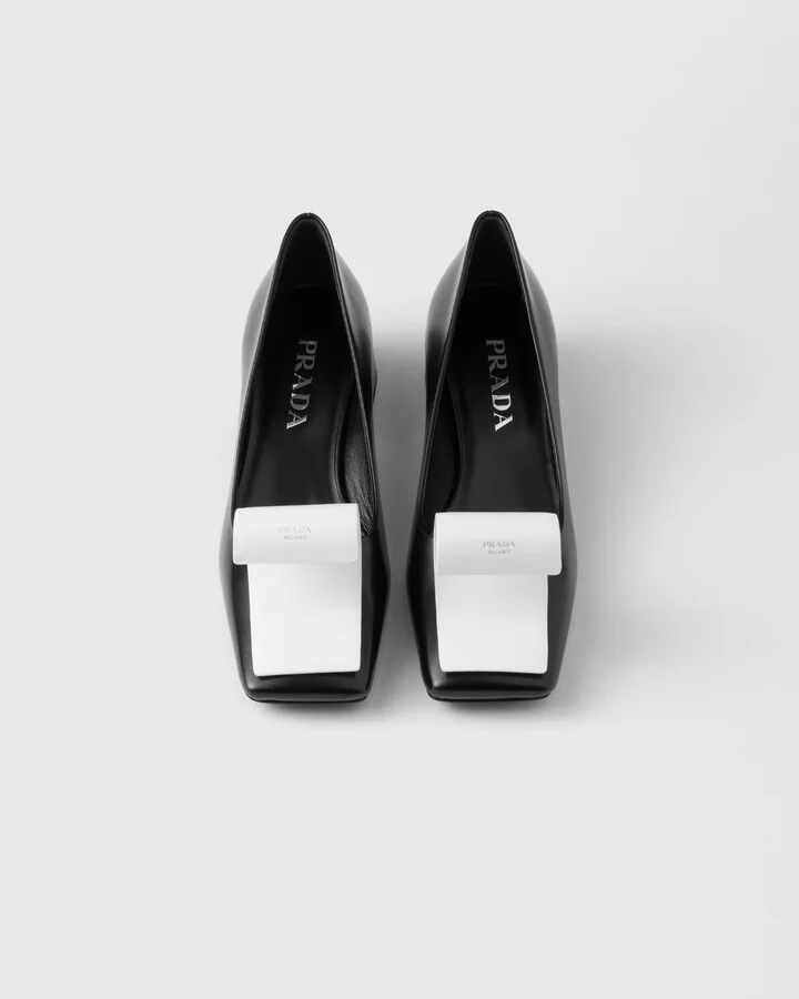 Two-tone brushed leather pumps - Image 3