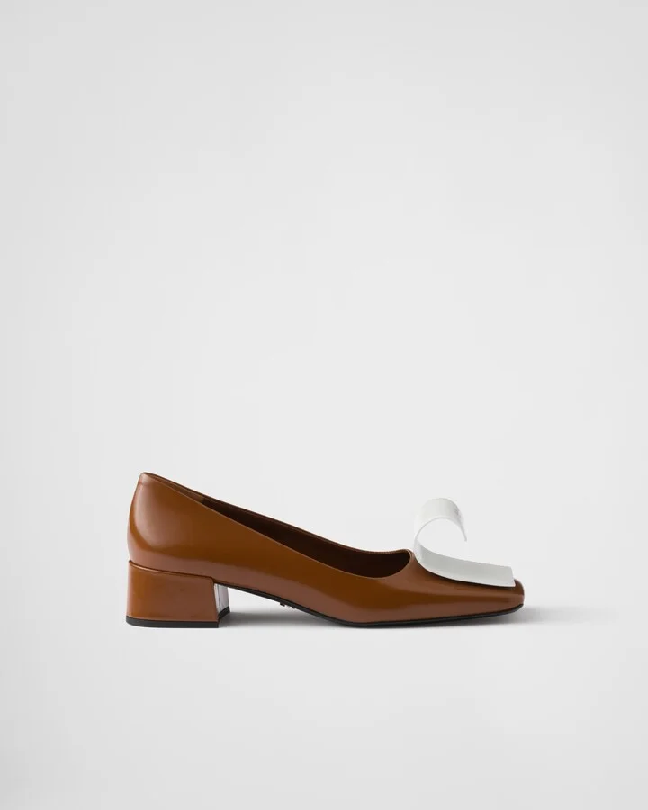 Two-tone brushed leather pumps - Image 2