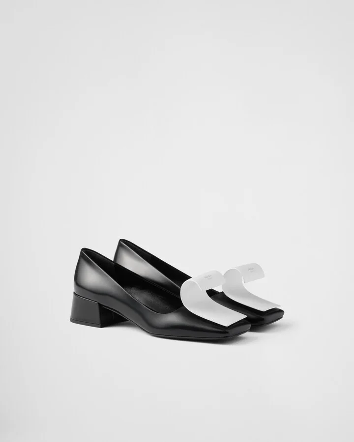 Two-tone brushed leather pumps