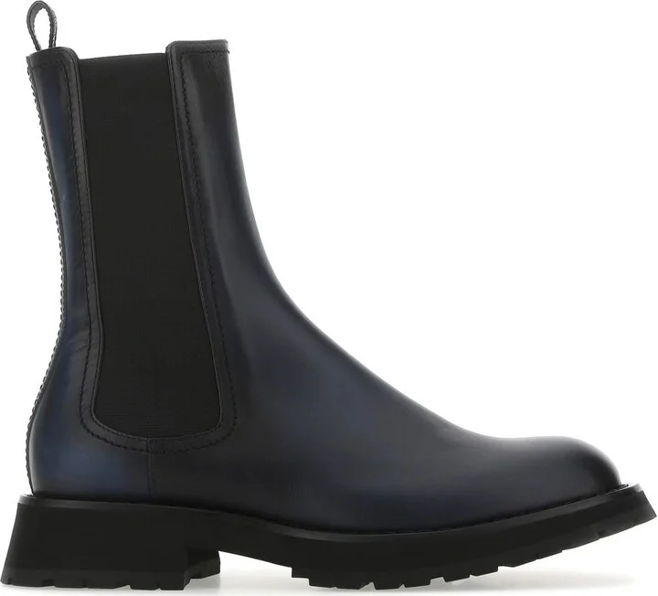 Two-tone leather ankle boots