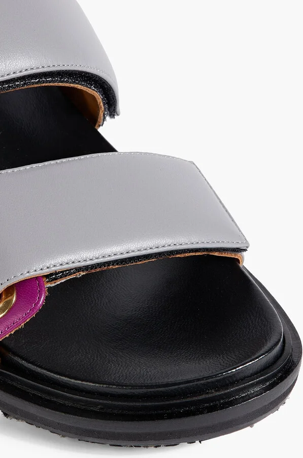 Two-tone padded leather sandals - Image 4