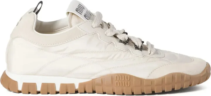 neutrals