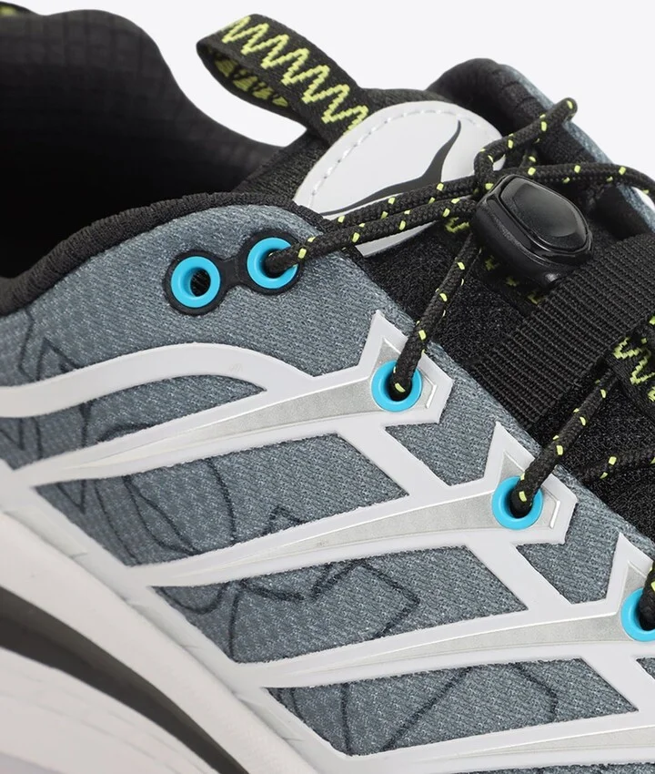 U Mafate Three 2 Low-Top Sneakers - Image 3